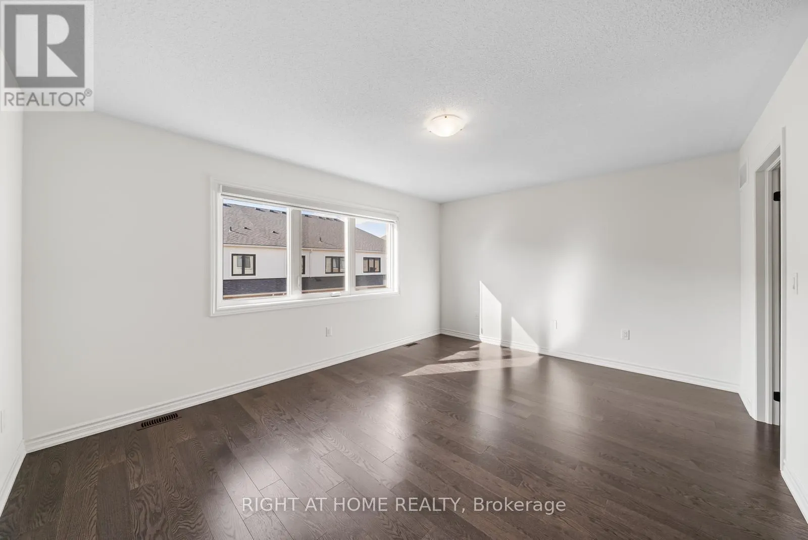 471 BERGAMOT AVENUE
