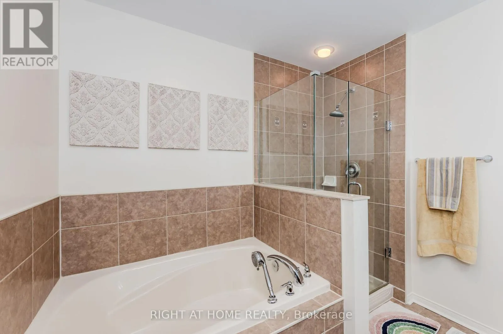 22 ALBERY ROAD
