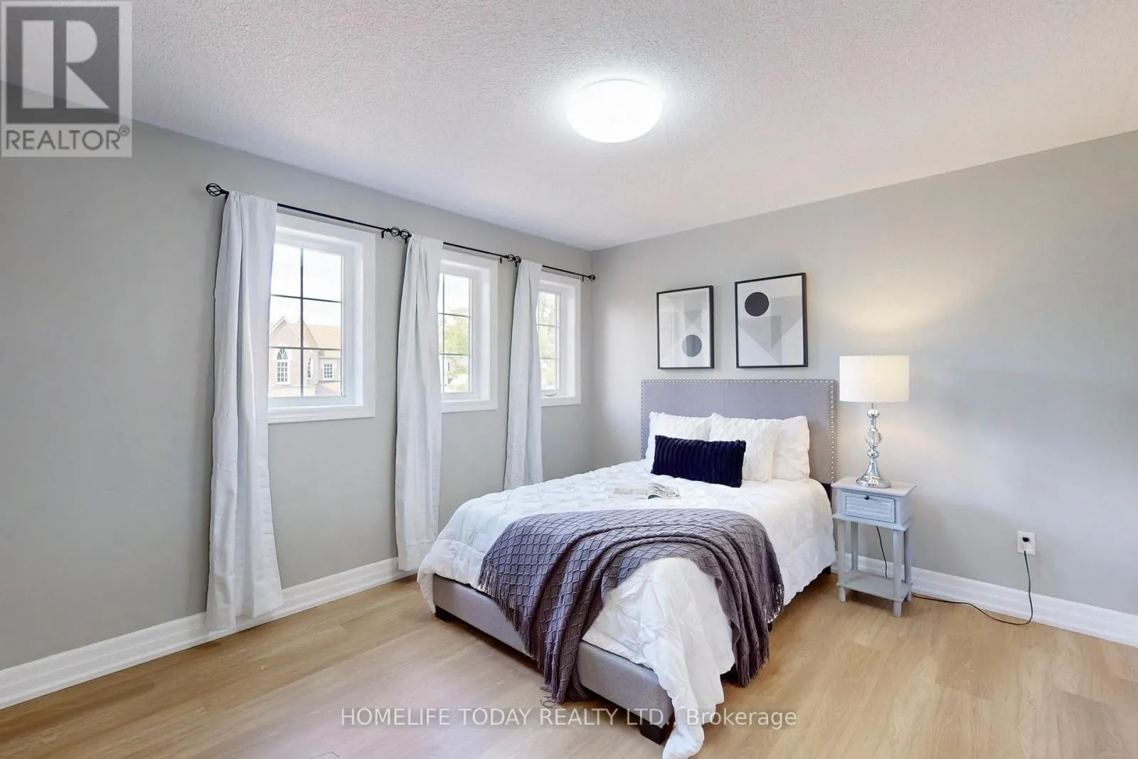 7 COLBECK CRESCENT