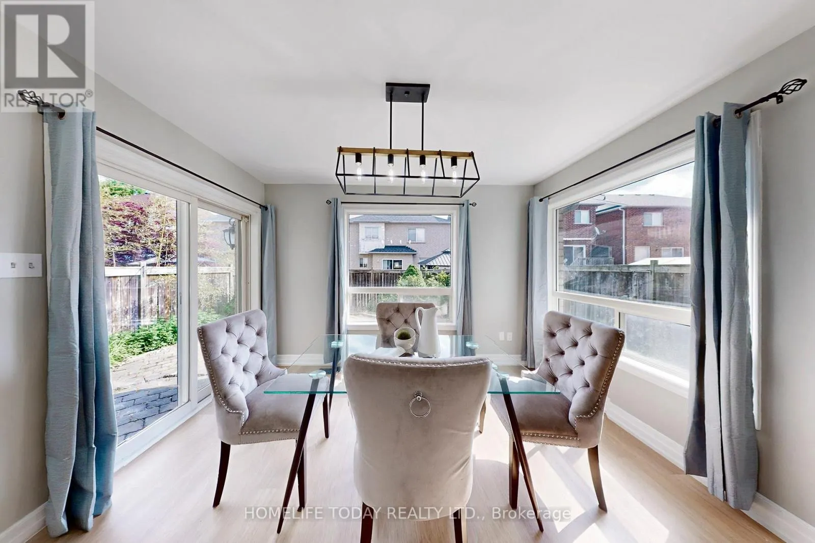7 COLBECK CRESCENT