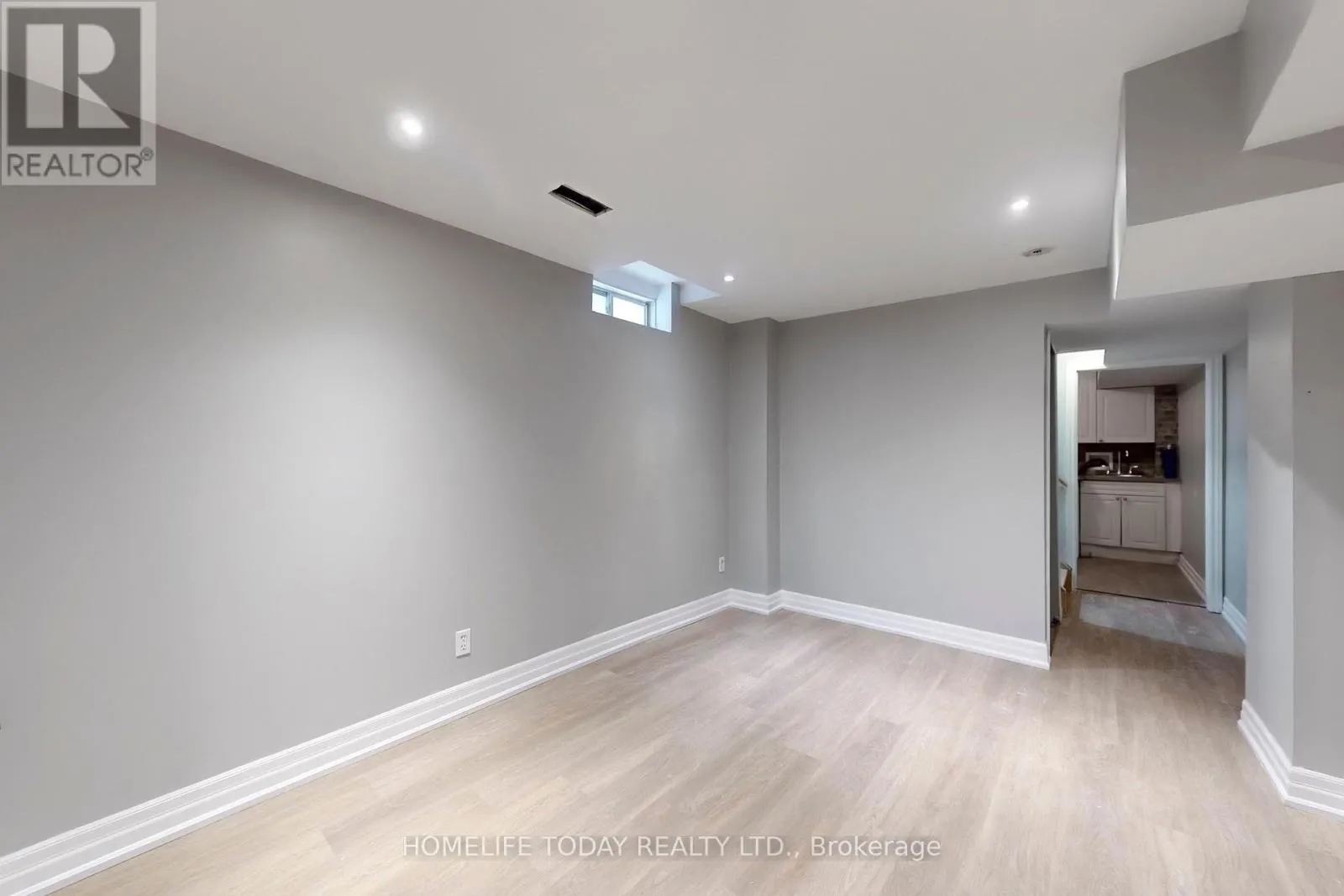 7 COLBECK CRESCENT