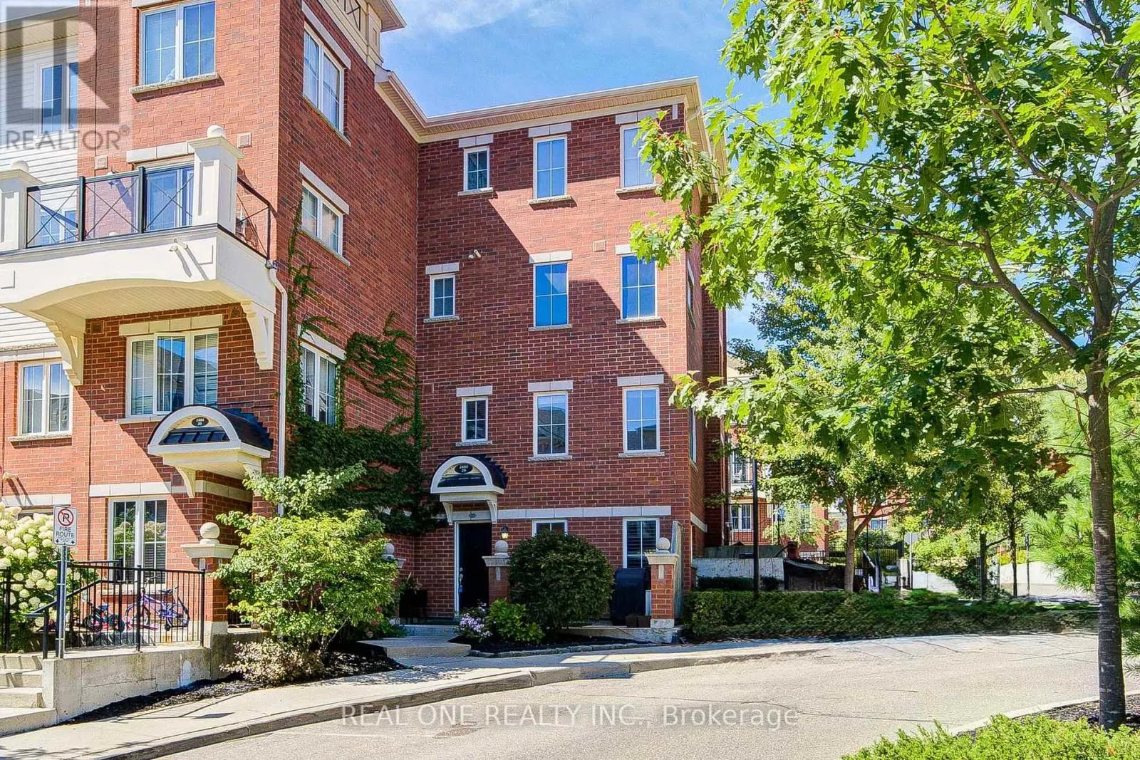 29 - 2480 POST ROAD