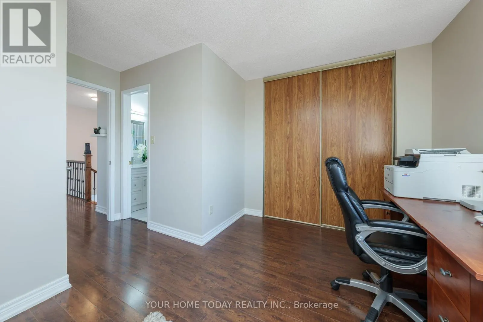 18 ALABASTER DRIVE