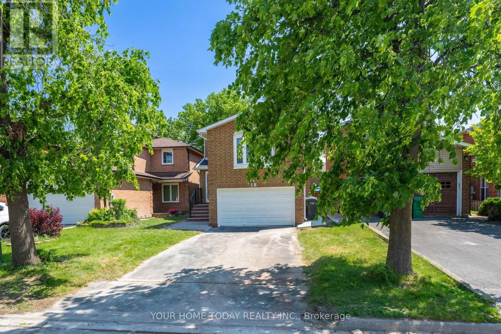 18 ALABASTER DRIVE