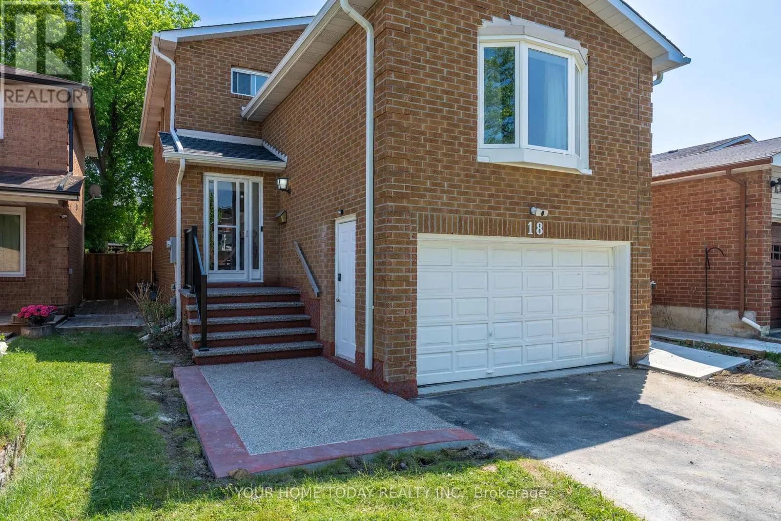 18 ALABASTER DRIVE