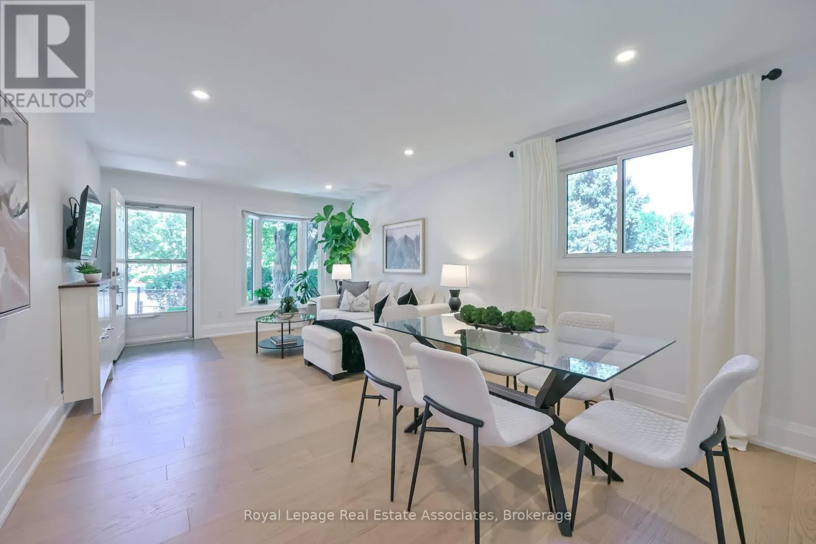3116 HARRIS CRESCENT