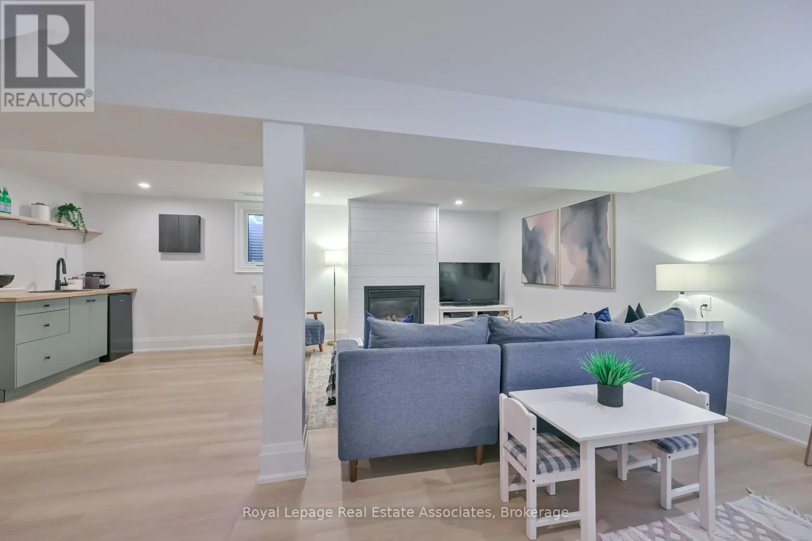 3116 HARRIS CRESCENT