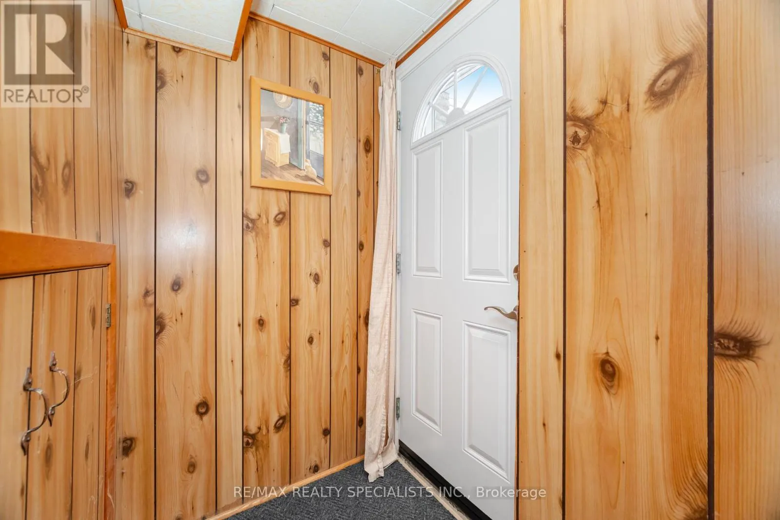 3143 RYMAL ROAD