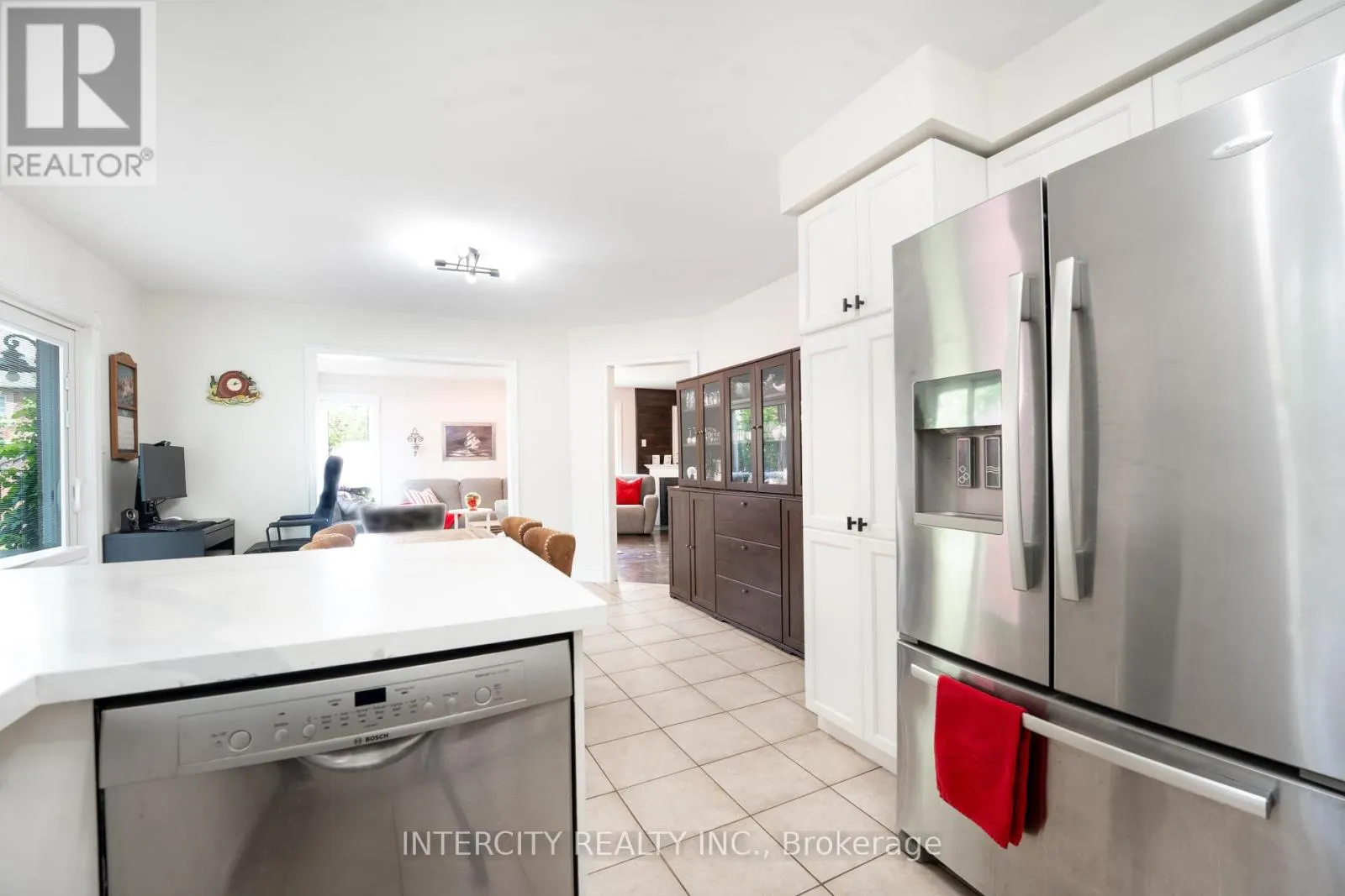 5409 DUCHESS COURT