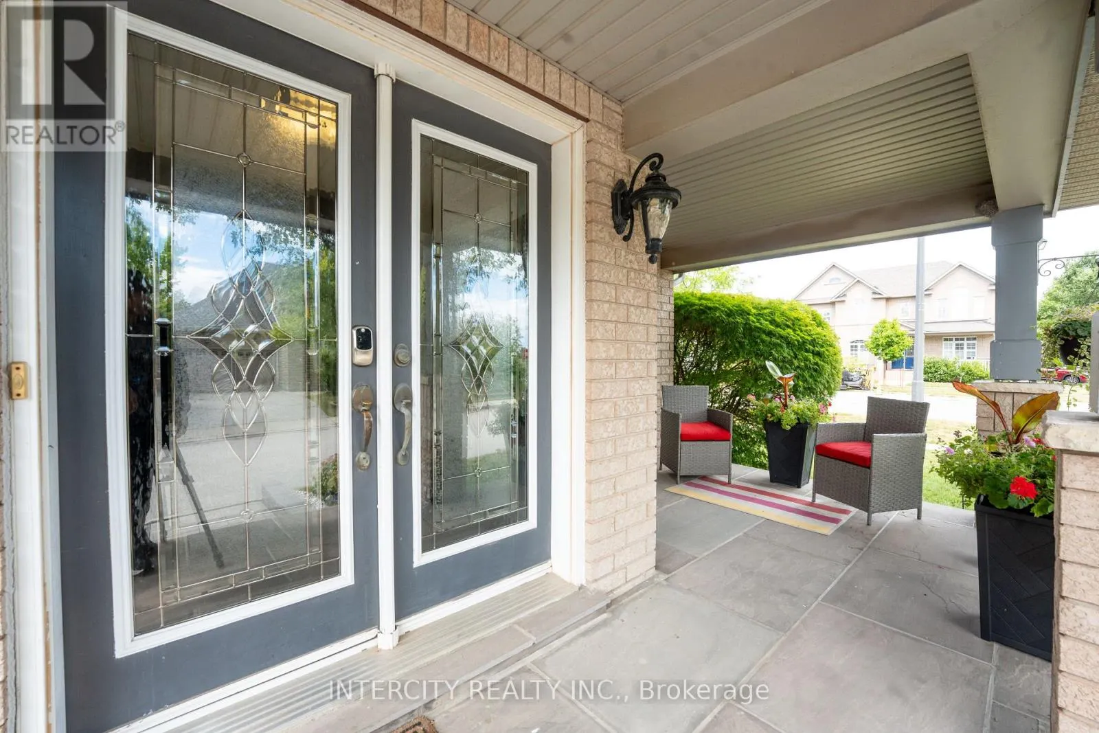 5409 DUCHESS COURT