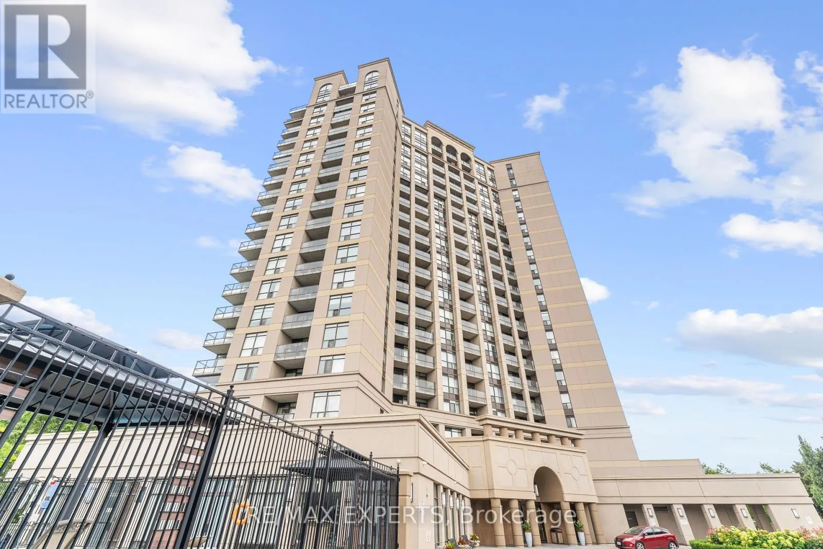 1101 - 220 FORUM DRIVE