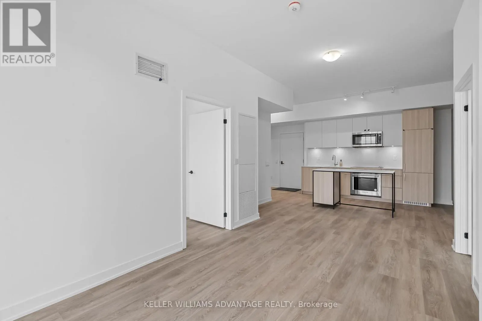 307 - 220 MISSINNIHE WAY
