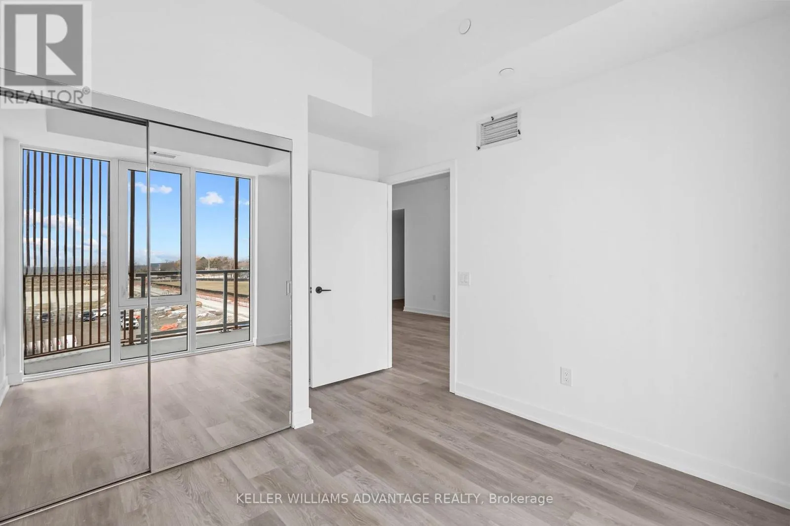 307 - 220 MISSINNIHE WAY
