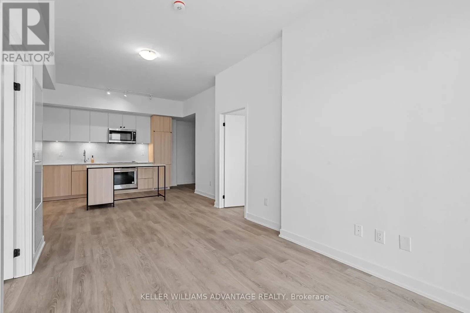 307 - 220 MISSINNIHE WAY