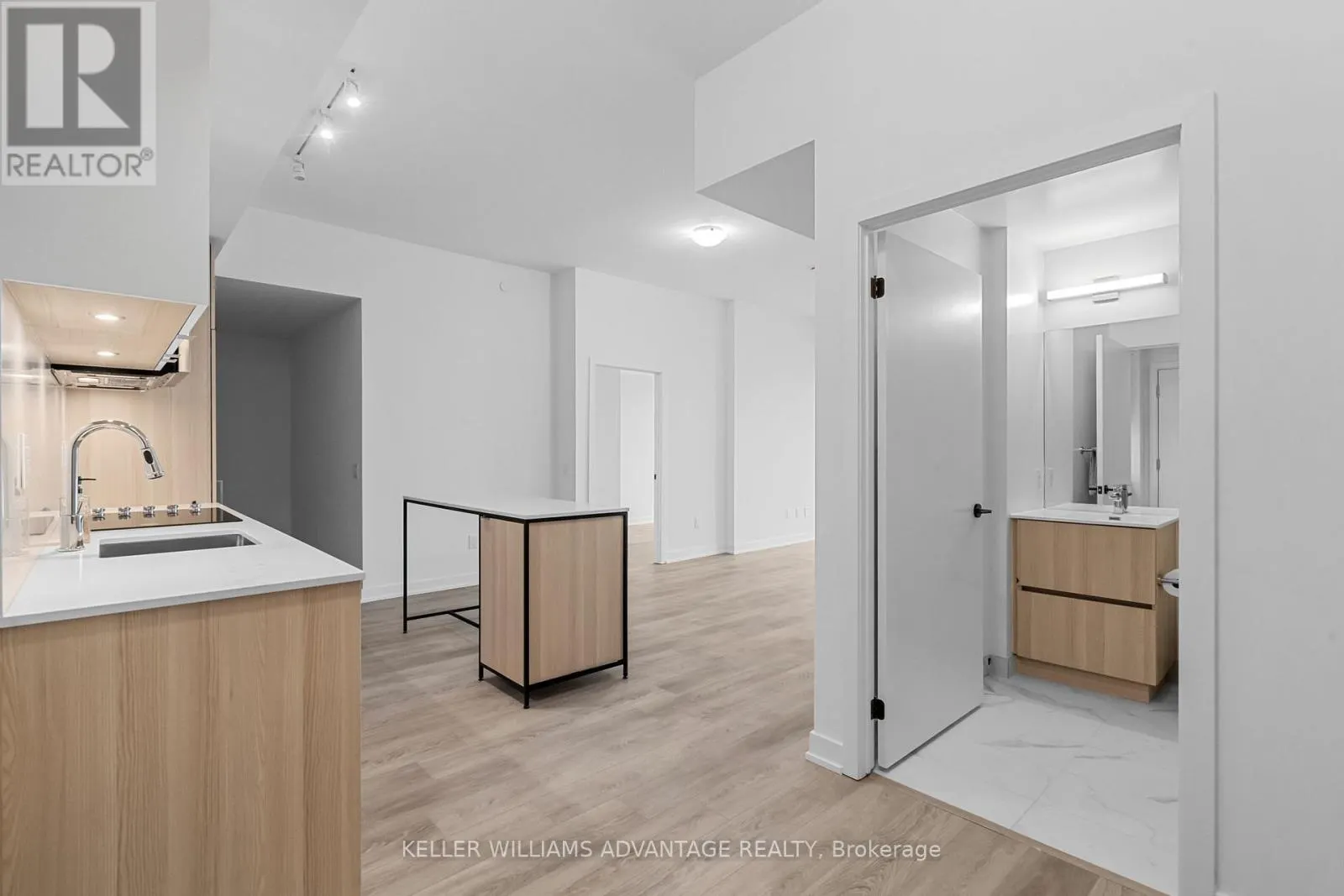 307 - 220 MISSINNIHE WAY