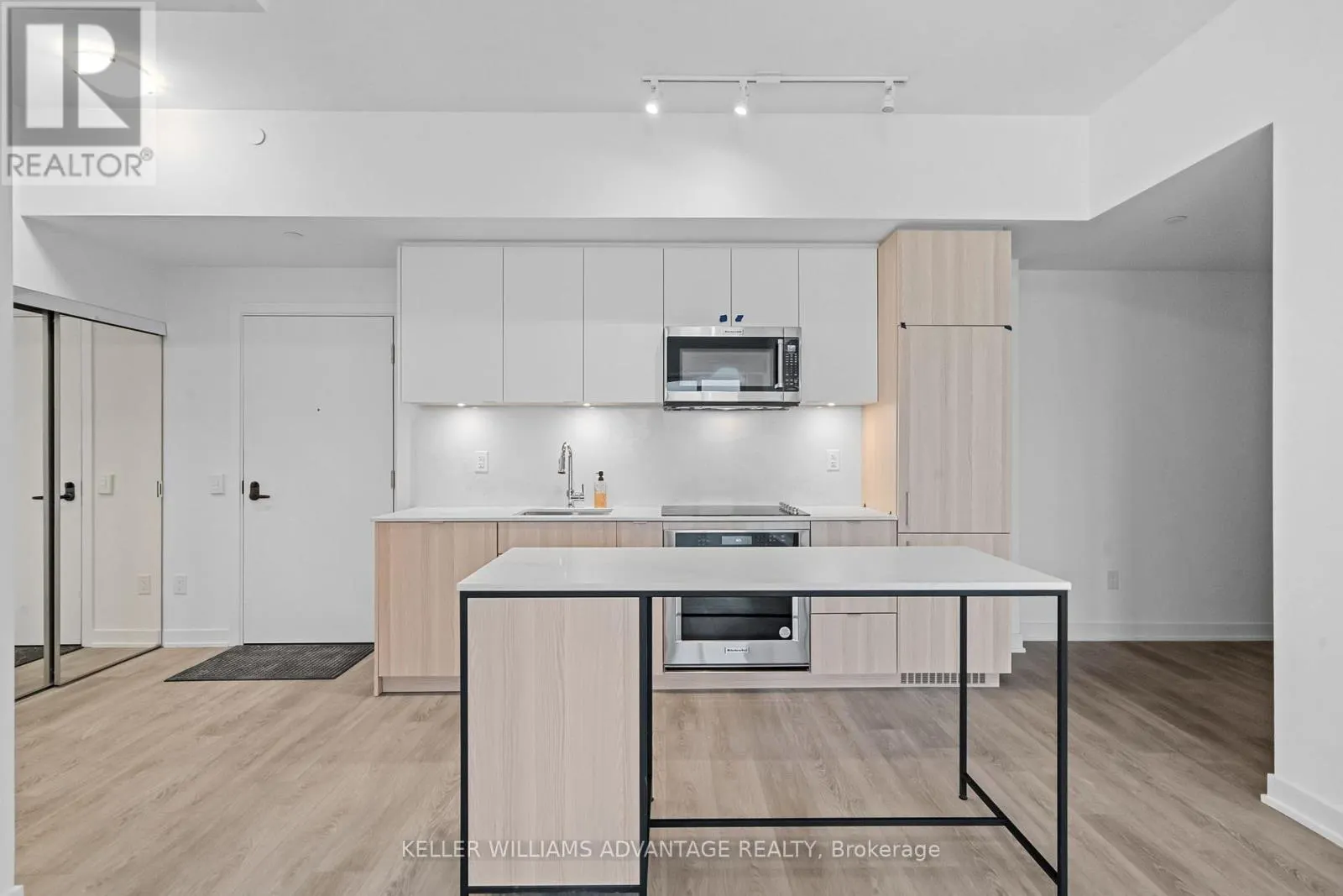 307 - 220 MISSINNIHE WAY