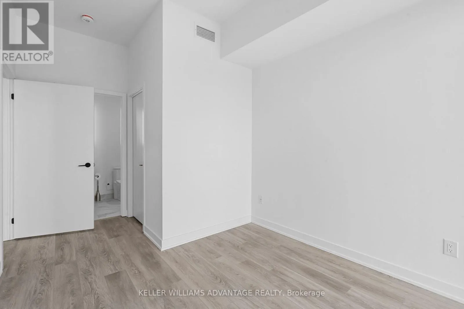 307 - 220 MISSINNIHE WAY