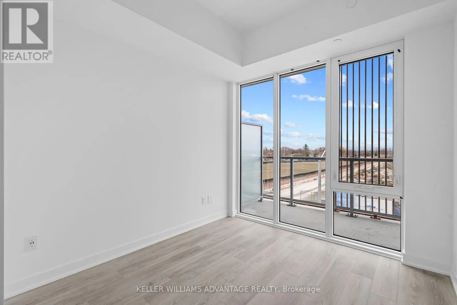 307 - 220 MISSINNIHE WAY