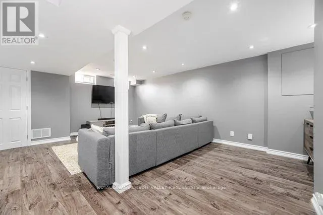 56 VALONIA DRIVE