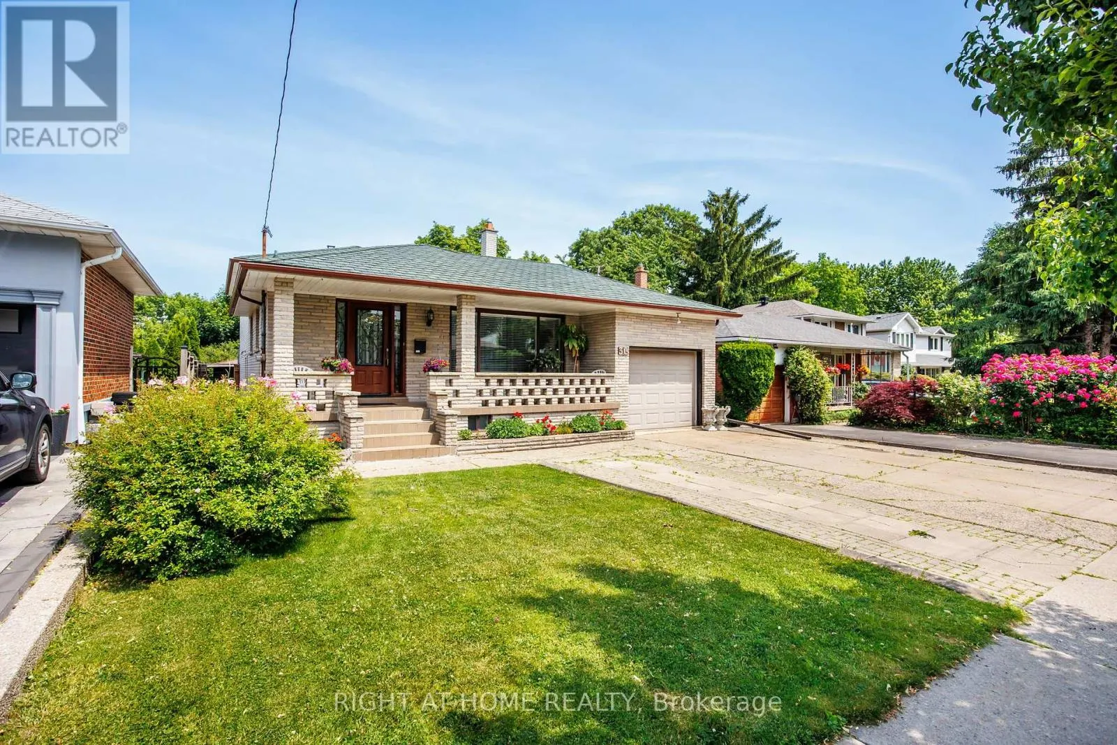 30 HAWTHORNE ROAD