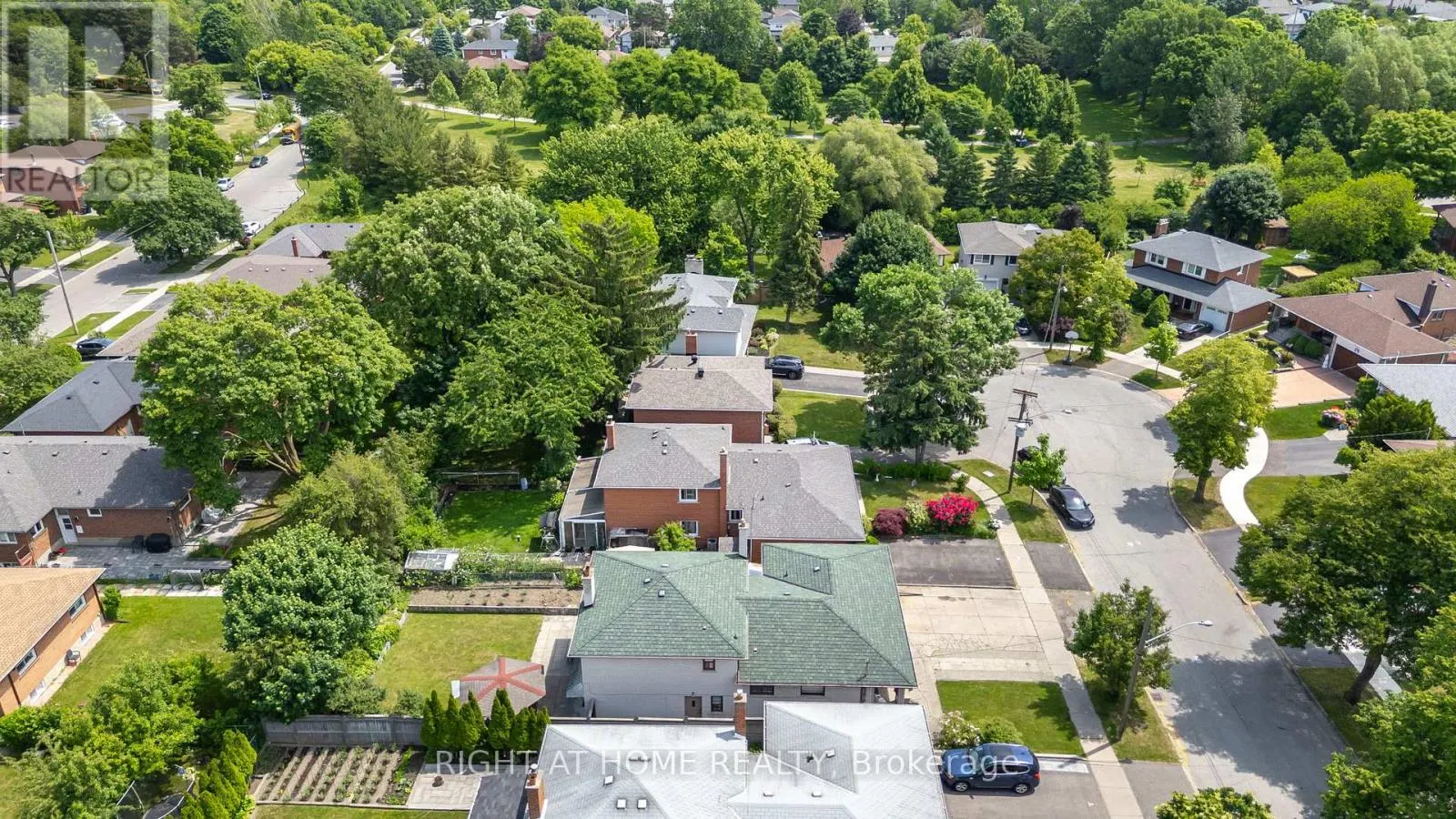 30 HAWTHORNE ROAD