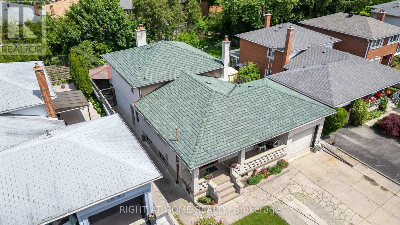 30 HAWTHORNE ROAD
