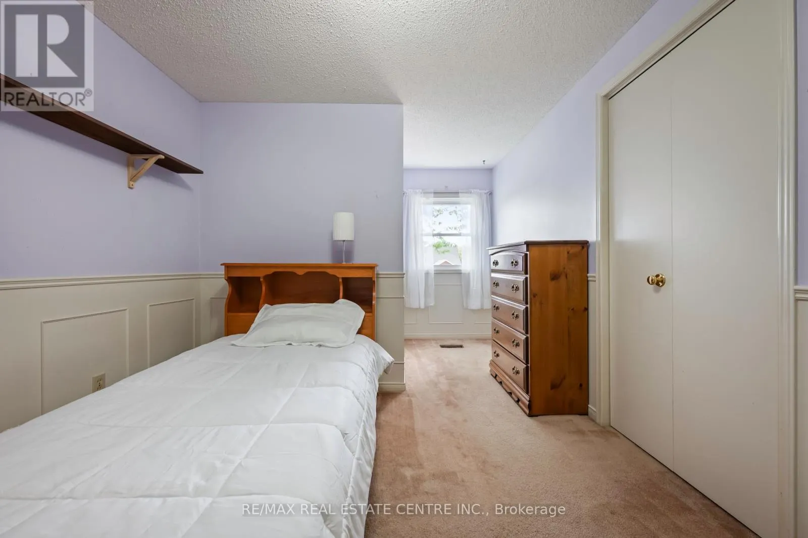 8 PASSMORE AVENUE