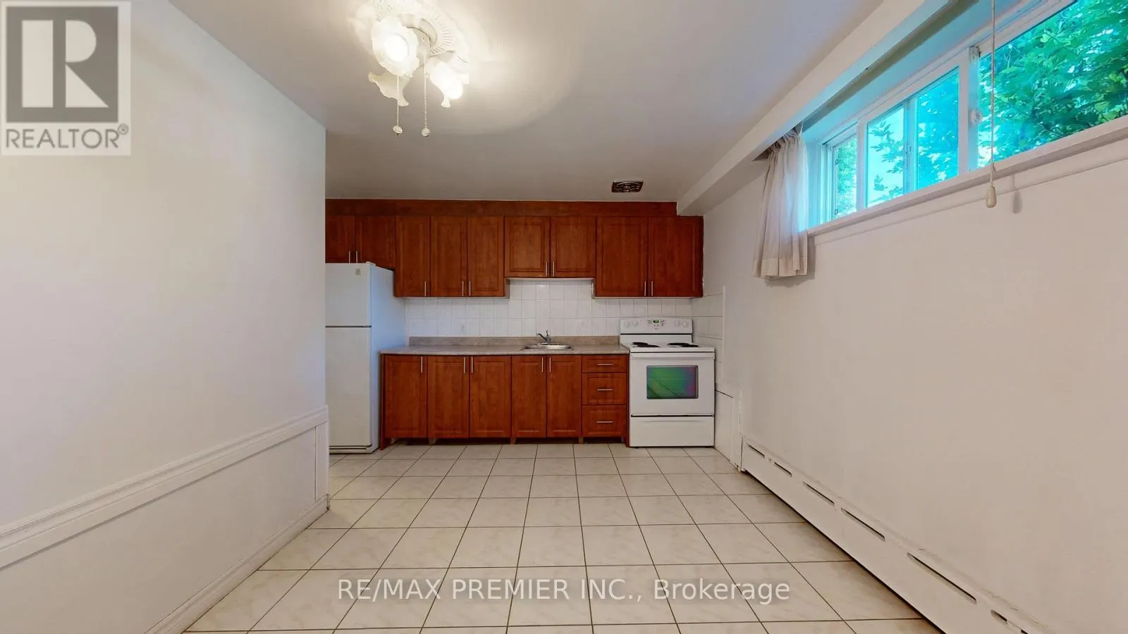 574 QUEENS DRIVE
