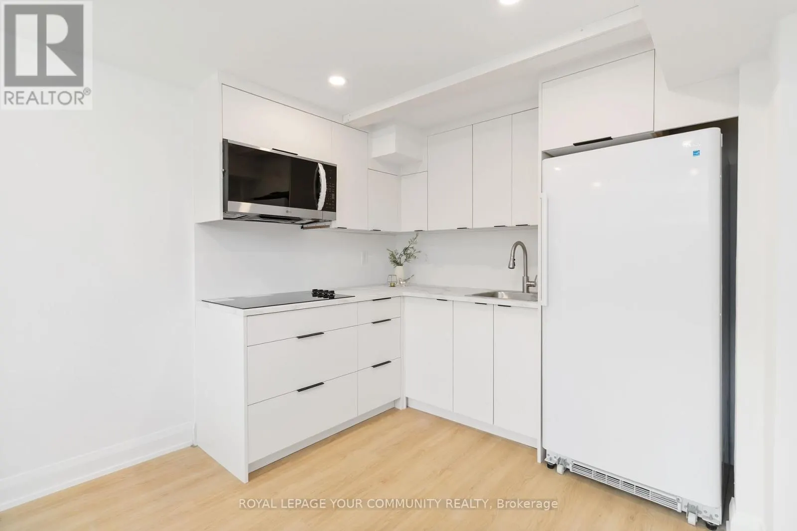 602 APPLEBY LINE