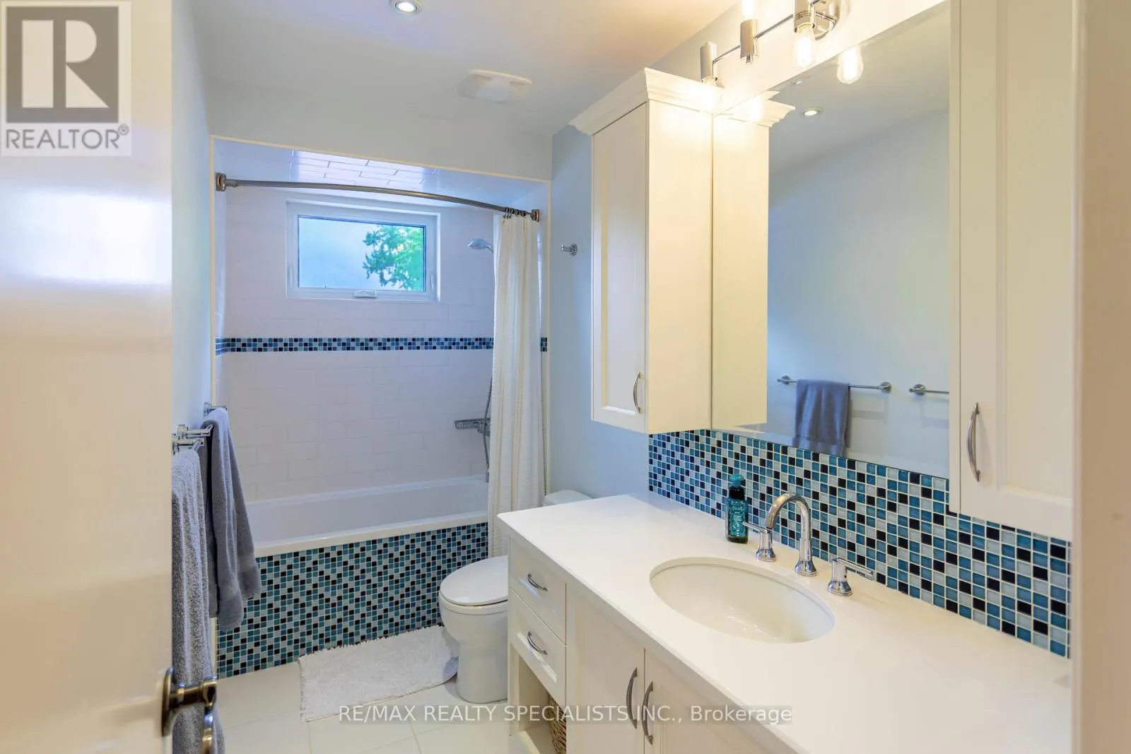 2226 WAYCROSS CRESCENT