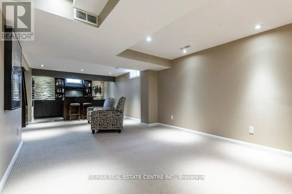 46 LIVINGSTON ROAD