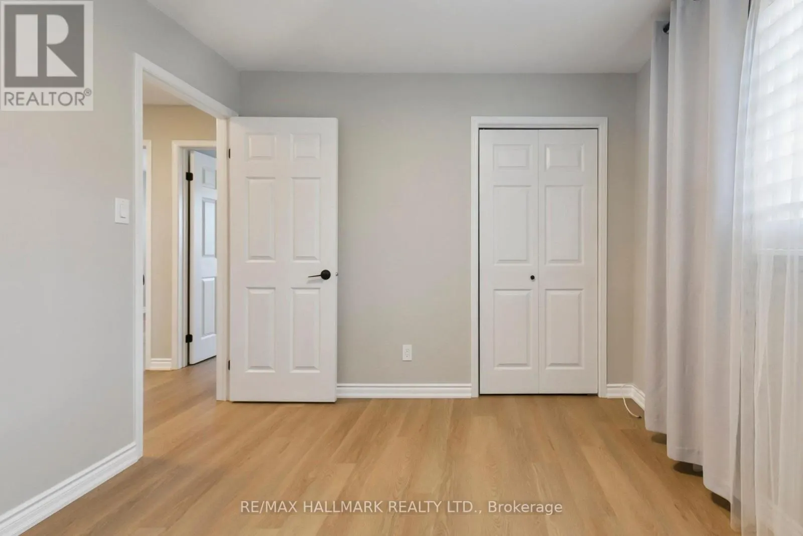 13 FONTHILL PLACE