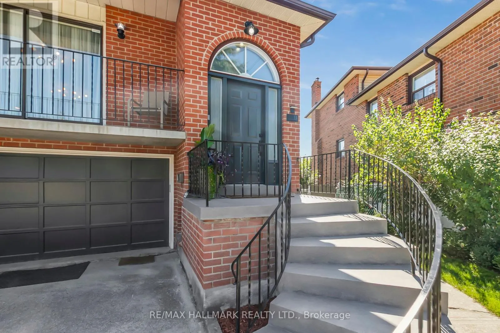 13 FONTHILL PLACE