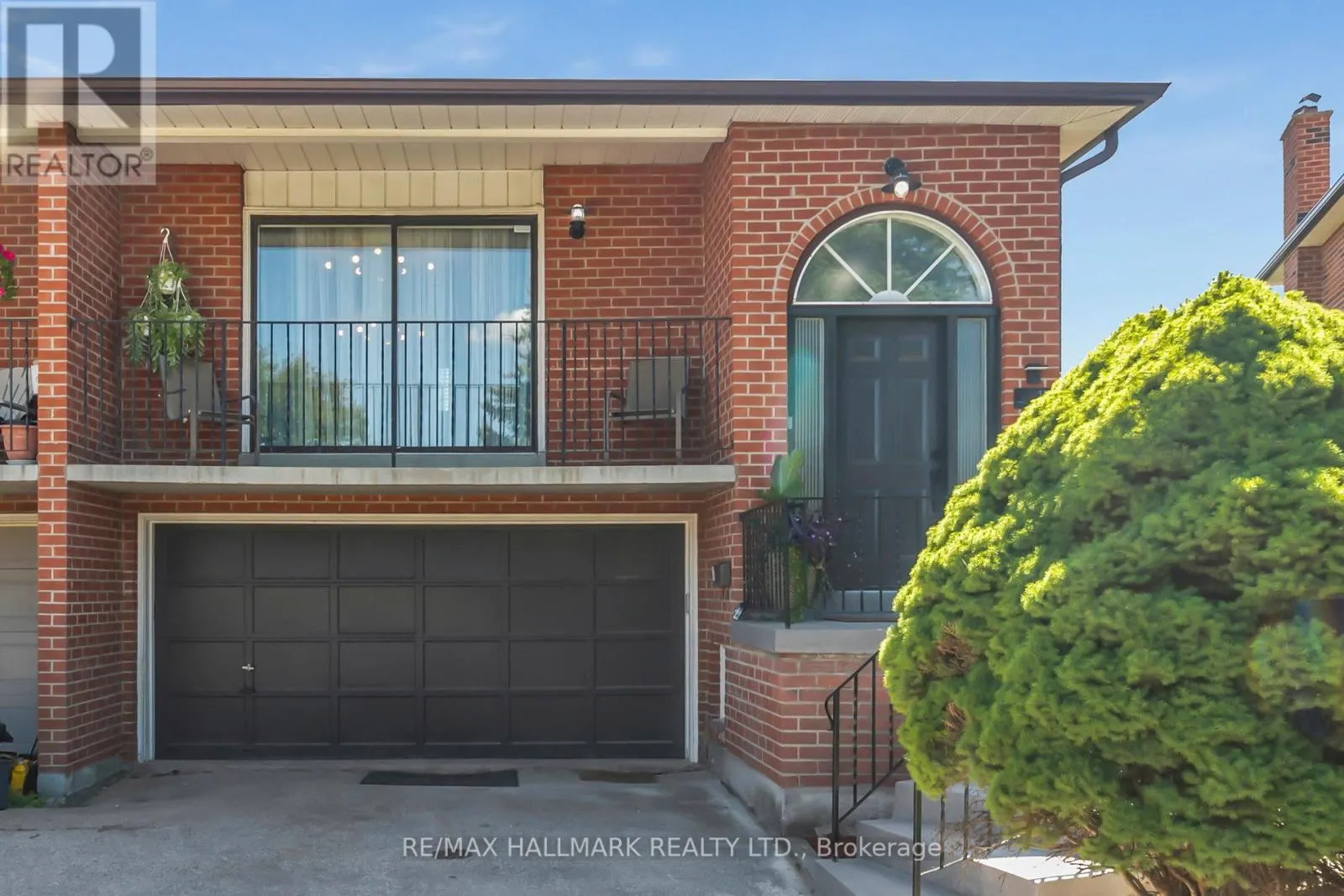 13 FONTHILL PLACE