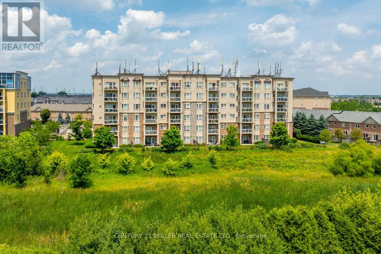 408 - 1379 COSTIGAN ROAD