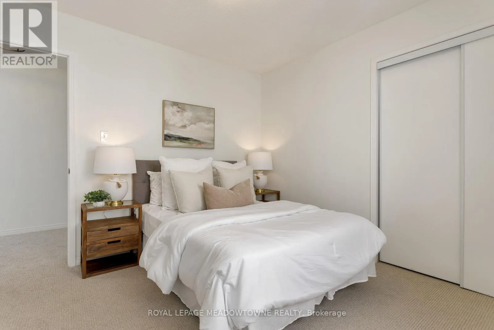 1083 EASTERBROOK CRESCENT