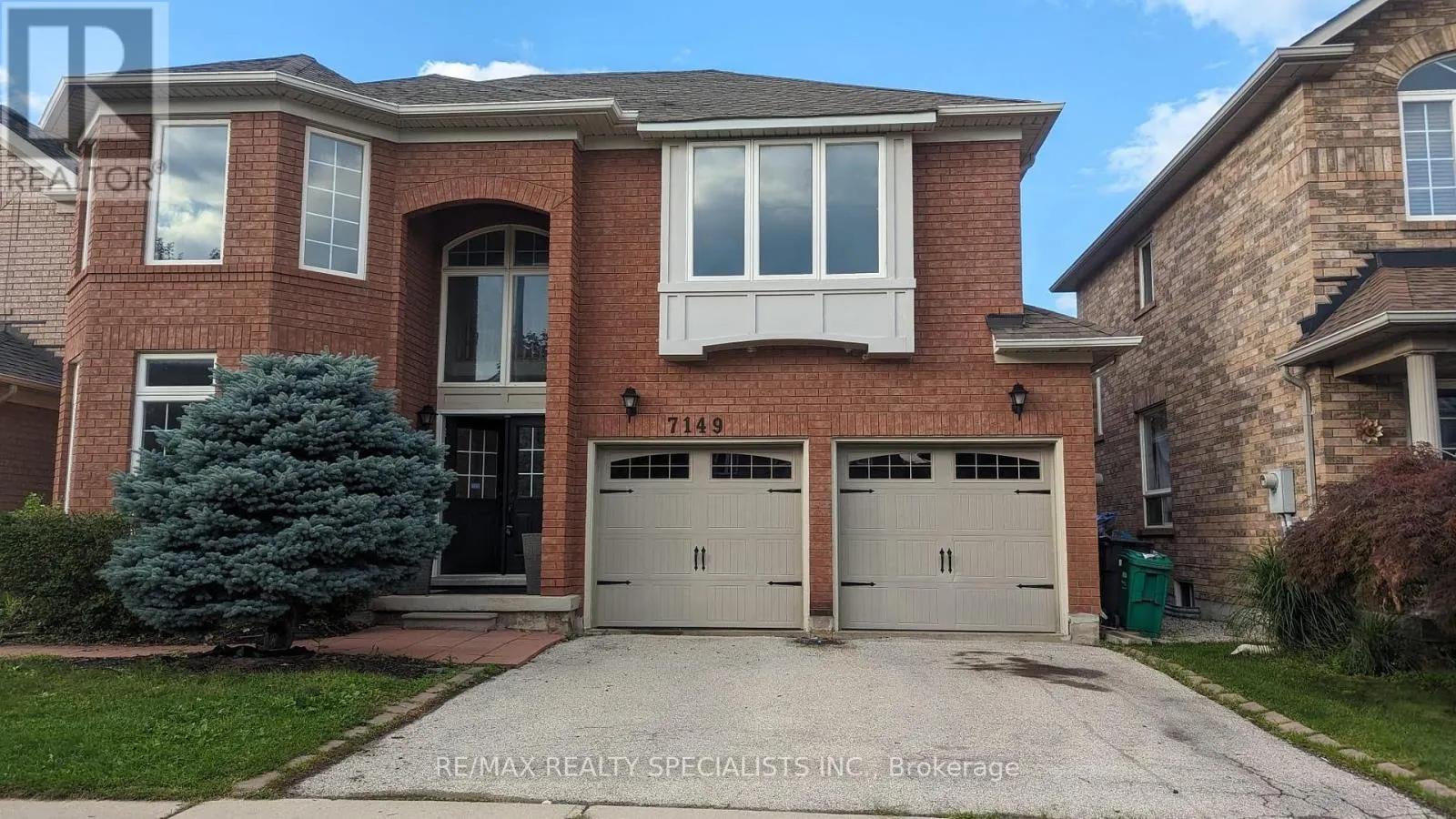 (UPPER) - 7149 SUNTHORPE LANE