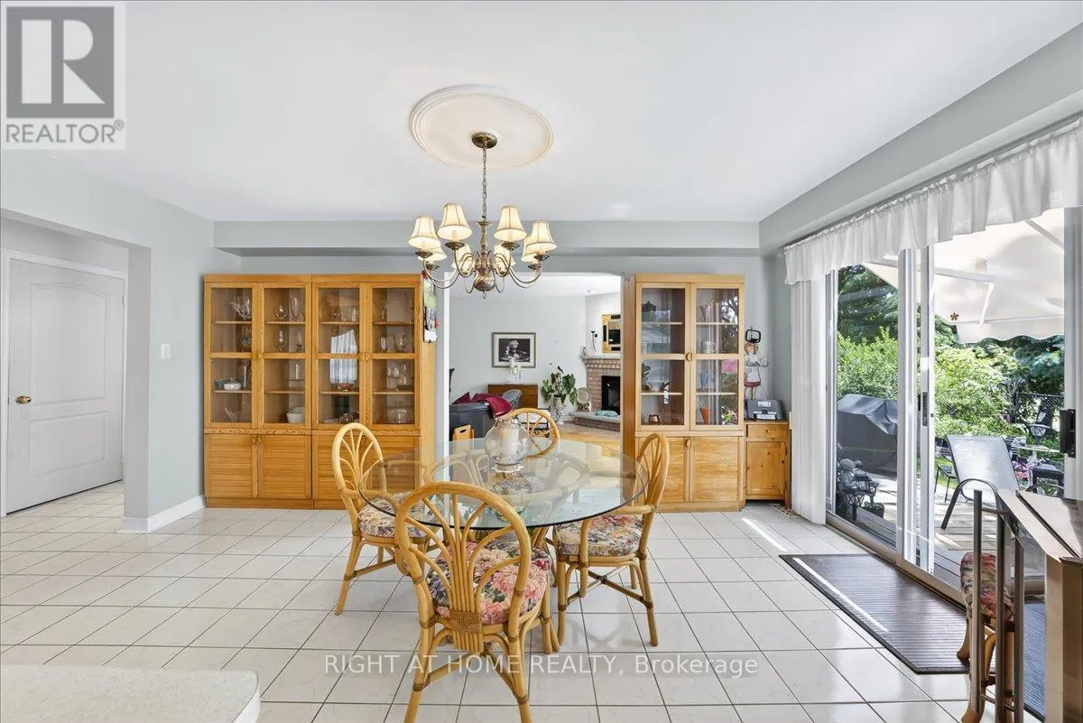 956 WINTERTON WAY