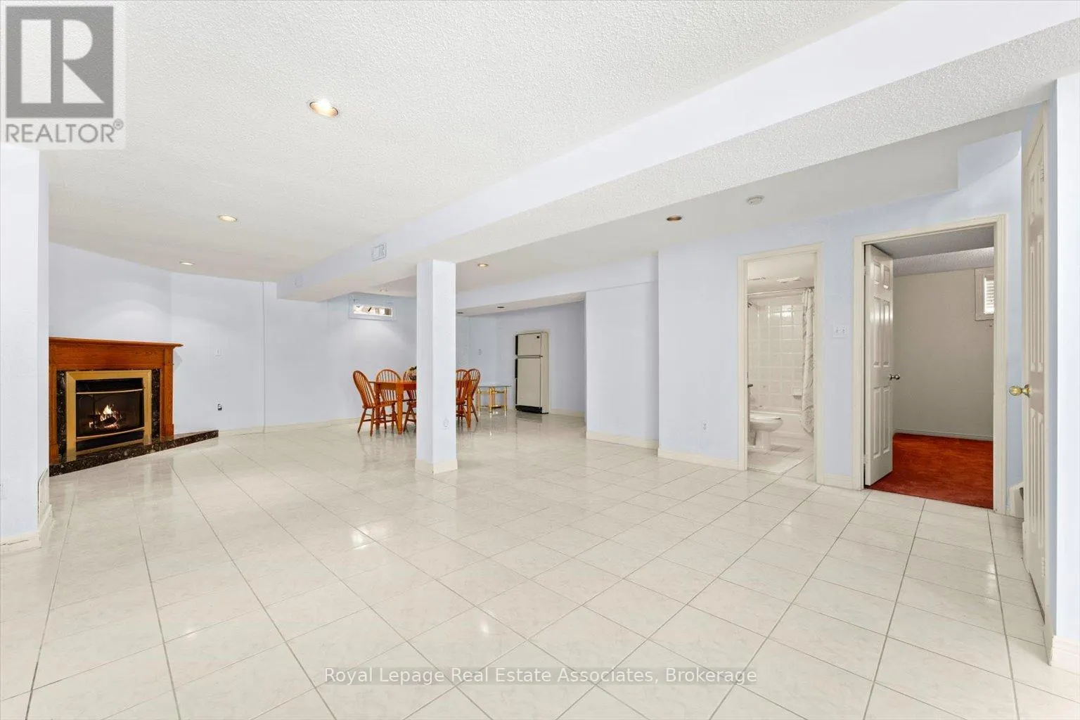 65 SUMMERFIELD CRESCENT