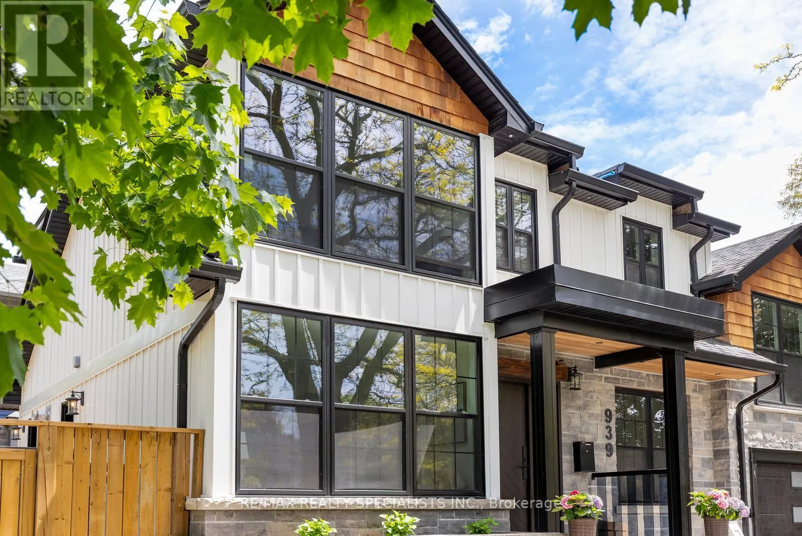 939 TEAL DRIVE