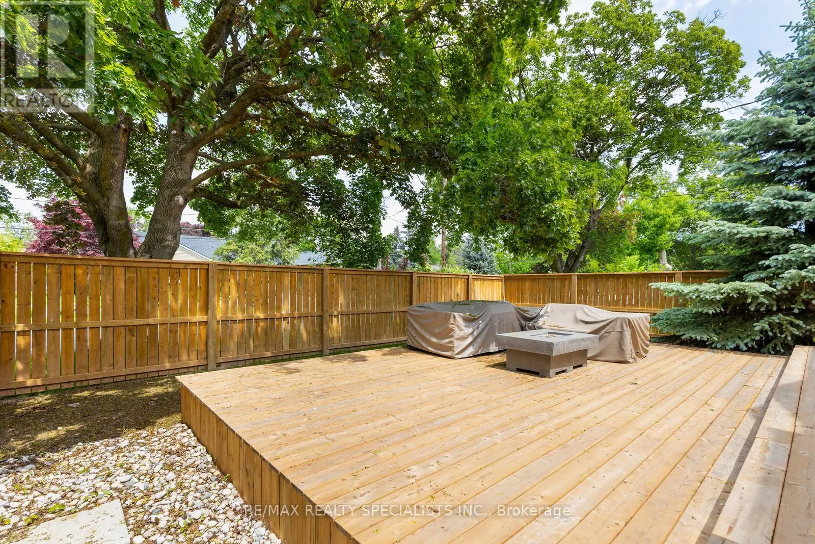 939 TEAL DRIVE
