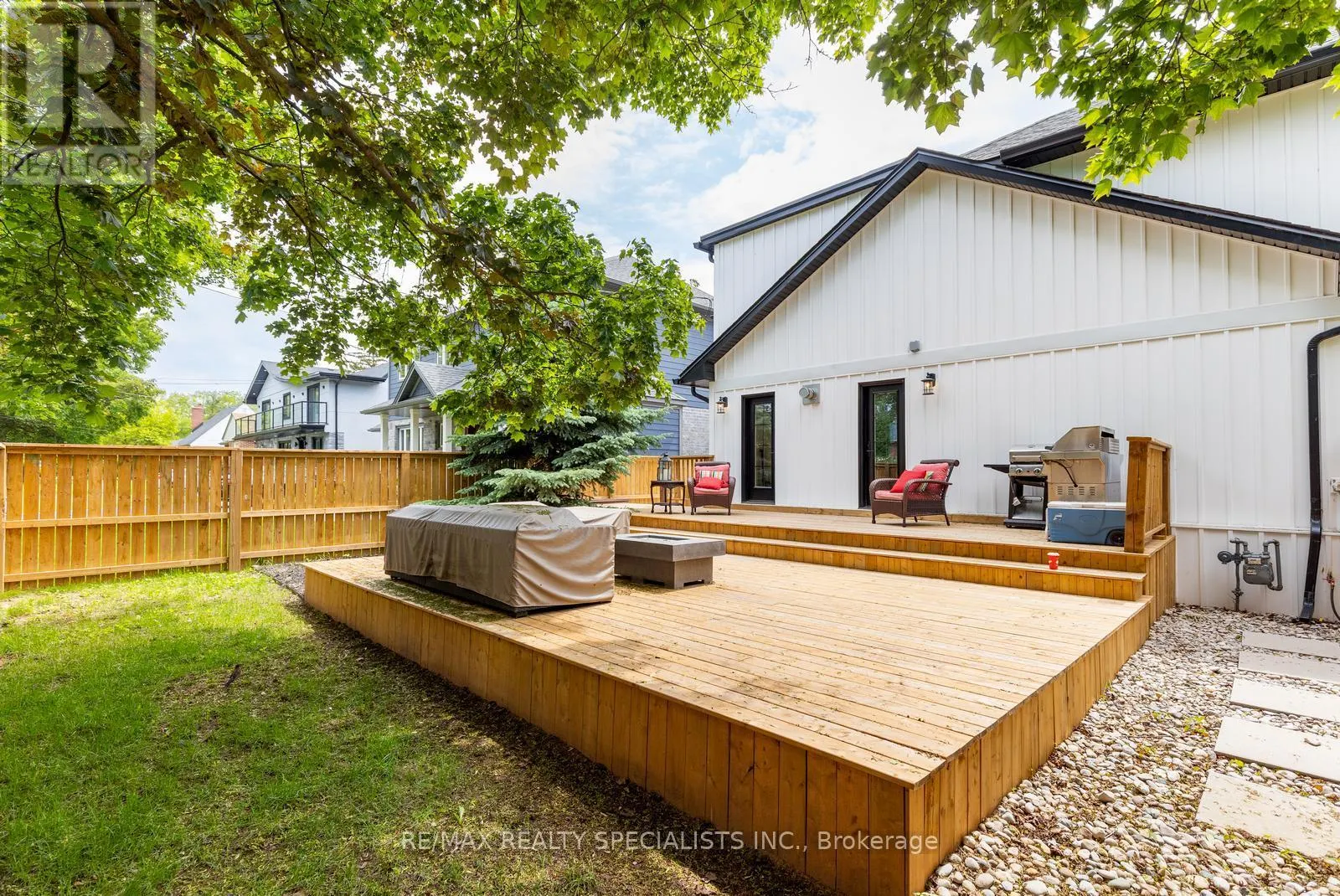 939 TEAL DRIVE