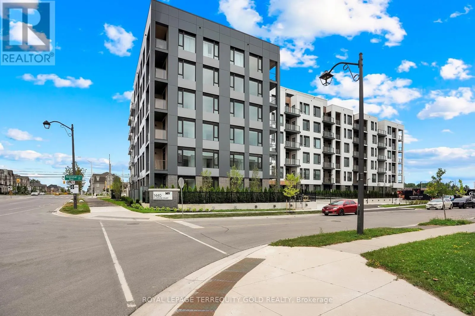 518 - 1440 CLARRIAGE COURT