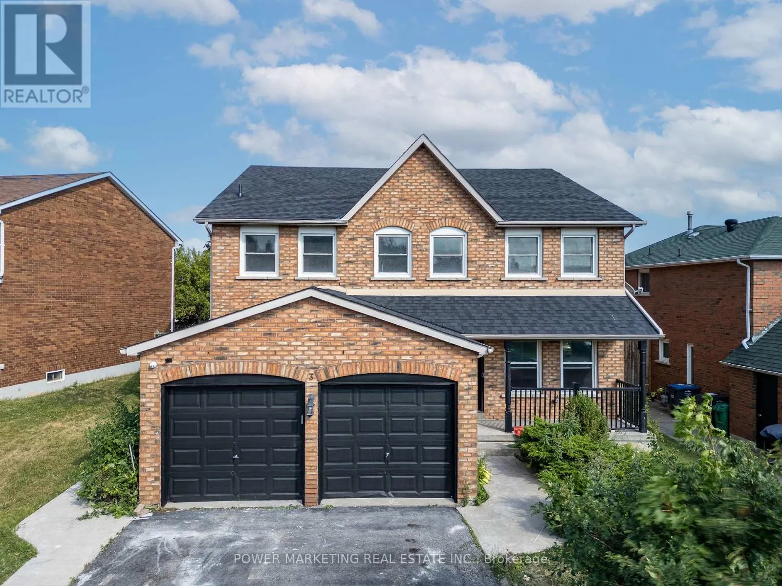 3 NEWBURY CRESCENT