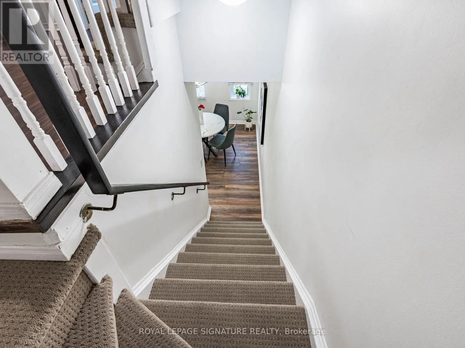 11 - 3055 ELMCREEK ROAD