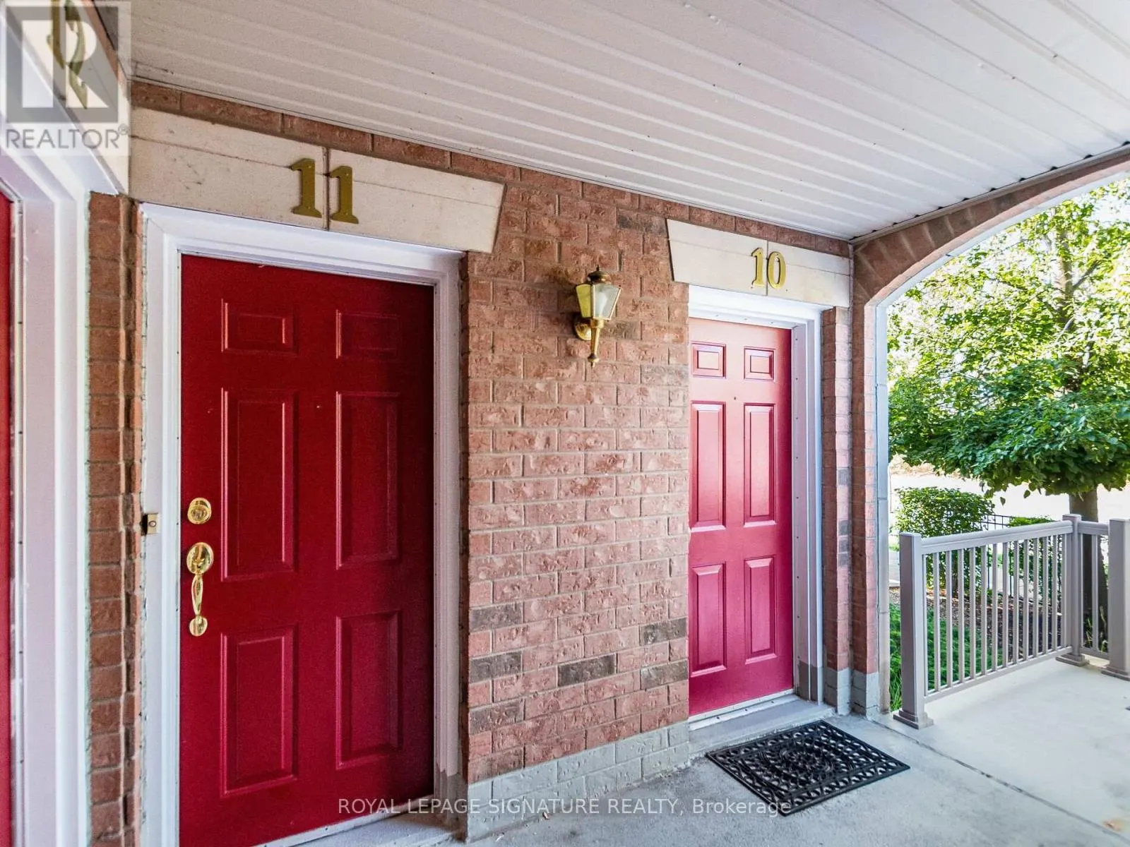 11 - 3055 ELMCREEK ROAD