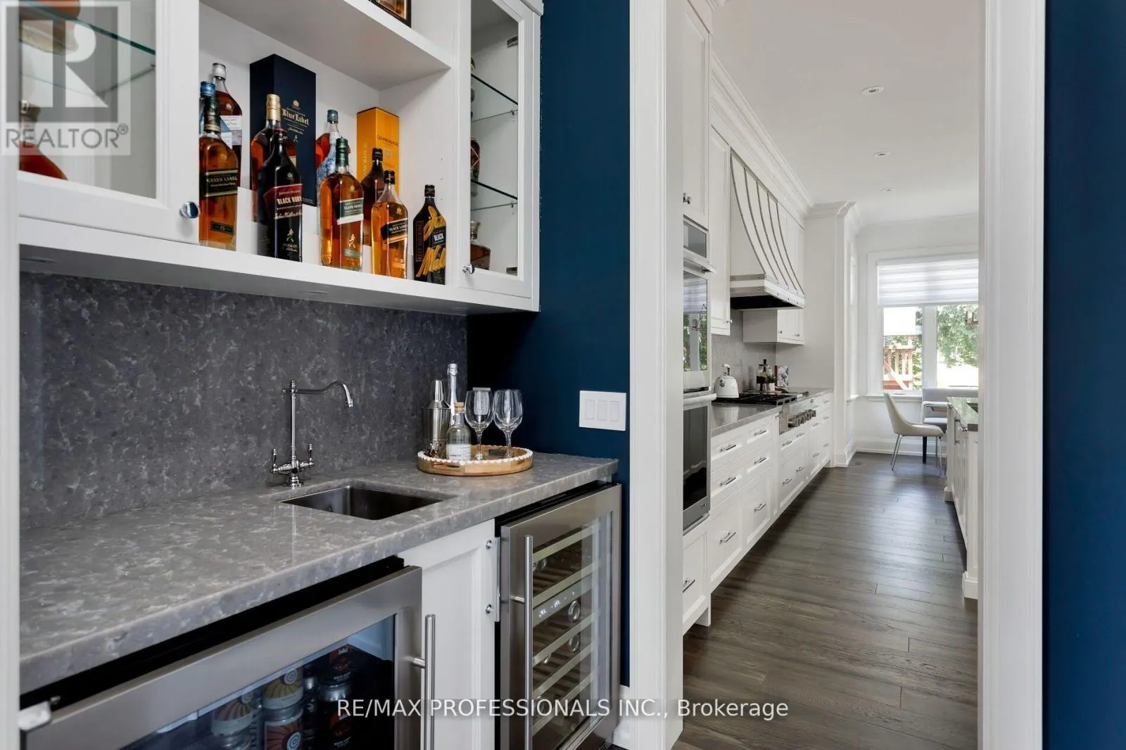 38 LORENE DRIVE