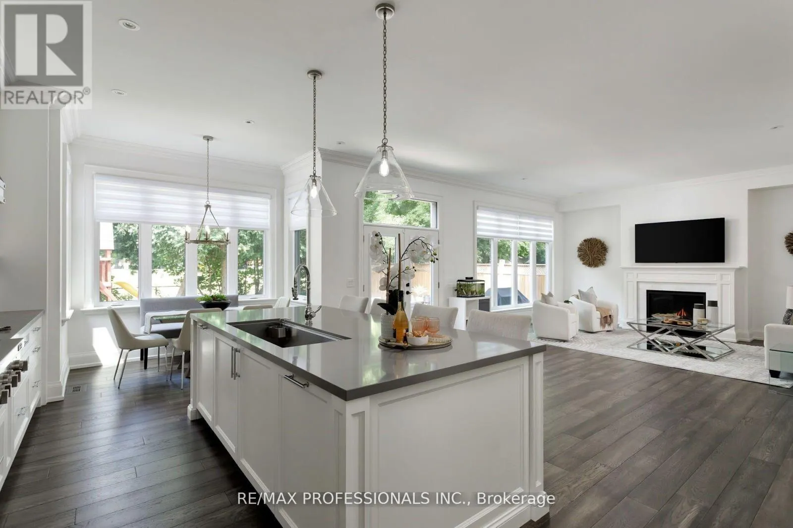 38 LORENE DRIVE