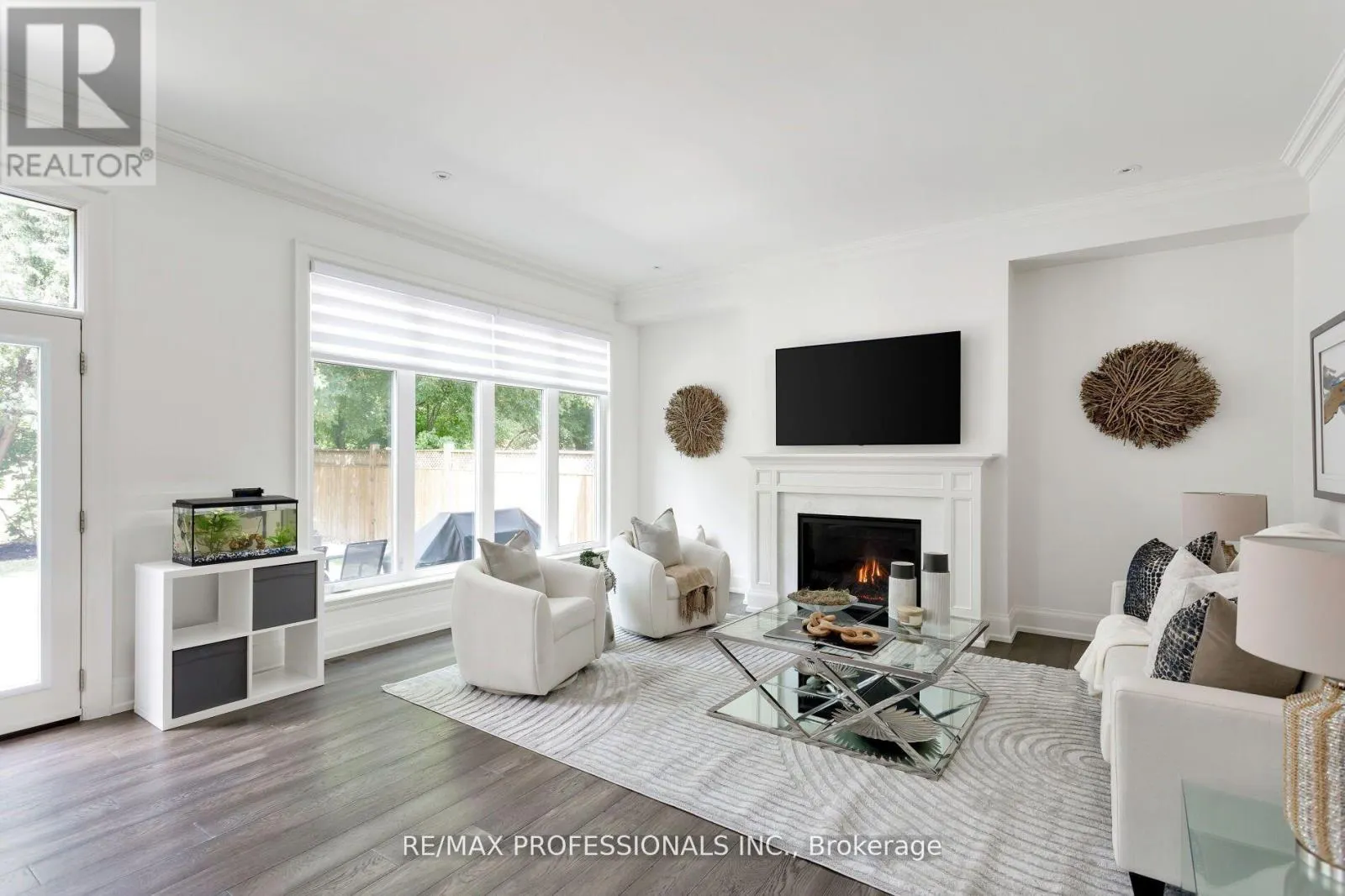 38 LORENE DRIVE