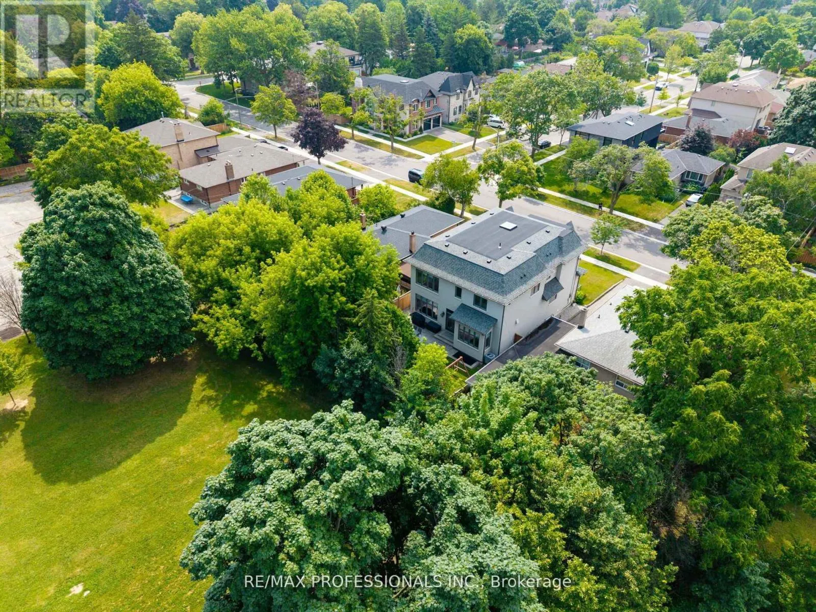 38 LORENE DRIVE